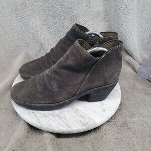 Fly London Shoes Womens EU 40 US 9-9.5 Gray Suede Wezo Ankle Boots